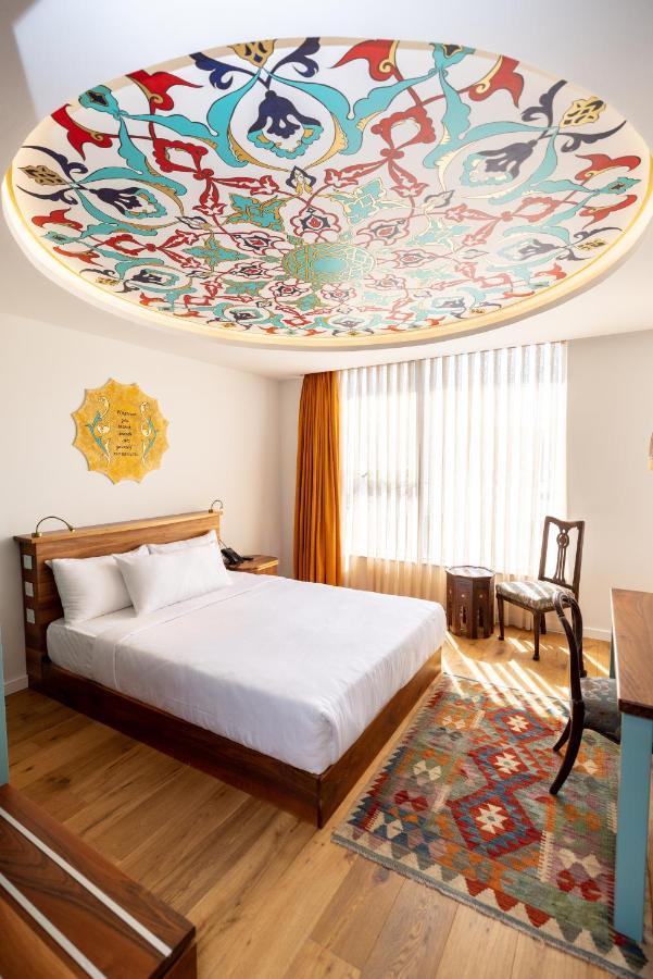 Family Room,1261215367:JPEG