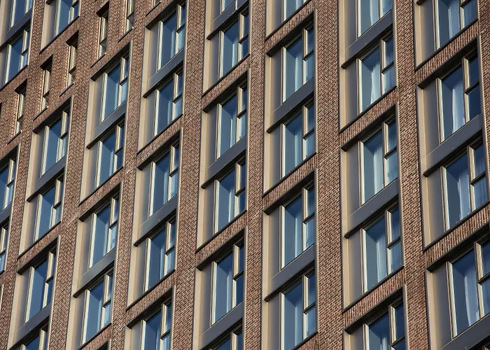 Gate London CityAirport Hotel